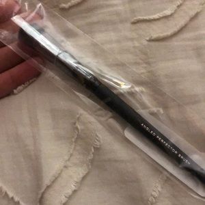 Bare minerals Angled Perfecter Brush